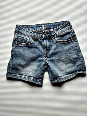 7 For All Mankind Kids size 7 Denim Shorts in Blue